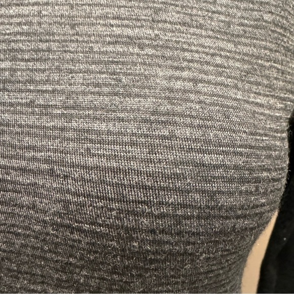 Icebreaker Merino Bodyfit 200 Long Sleeve 1/4 Zip Sweater Size Small Outdoor - Picture 5 of 12